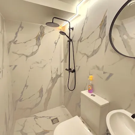 T6 Apartment *